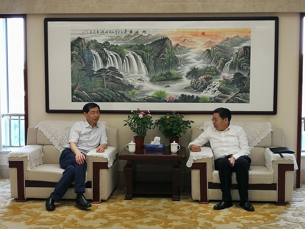 无锡市第六督导组来学校进行安全生产工作检查