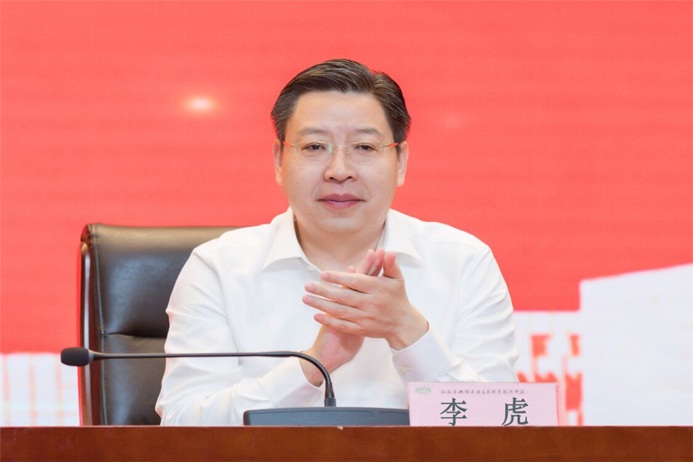 1594600484856044943.jpg A2(B5M0AEB7SDV@C~P{37J4.jpg