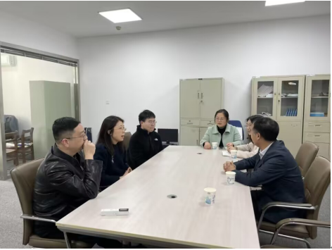 物流管理学院一行赴江苏信息职业技术学院商学院 直播电商基地调研