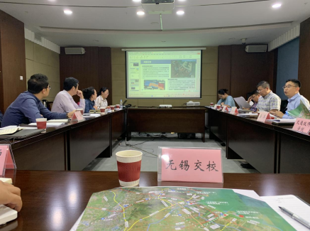 物流管理学院参加连云港多式联运枢纽现状分析及系统评估汇报会